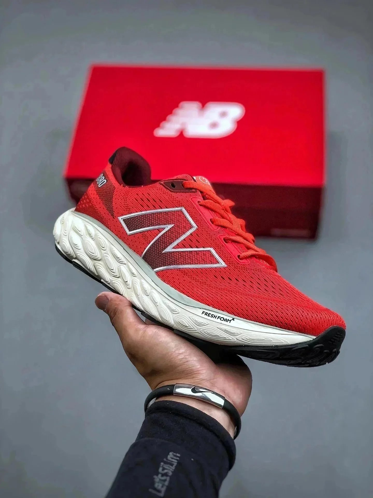 New Balance 880 Red 
