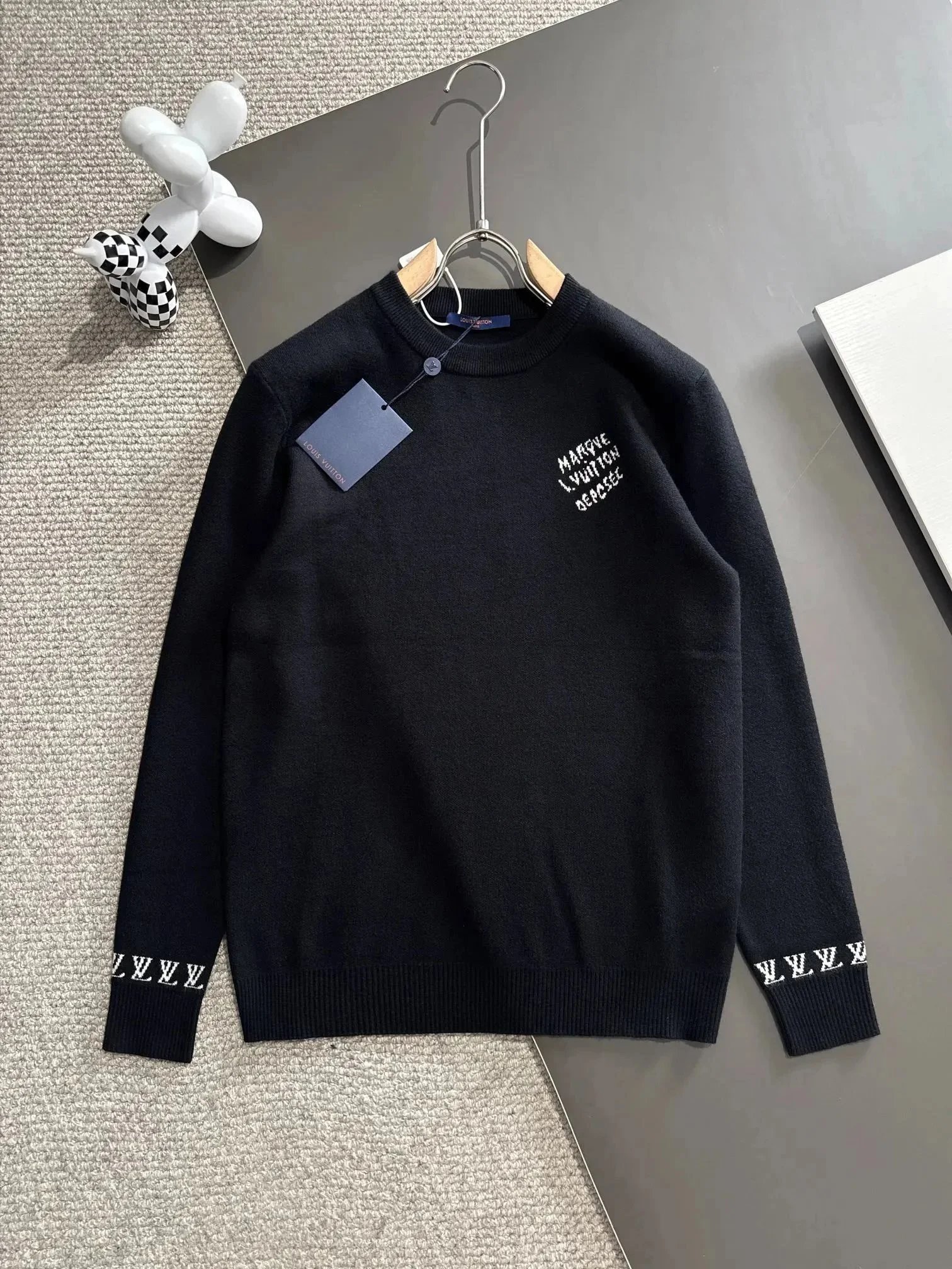 Louis Vuitton Black 
