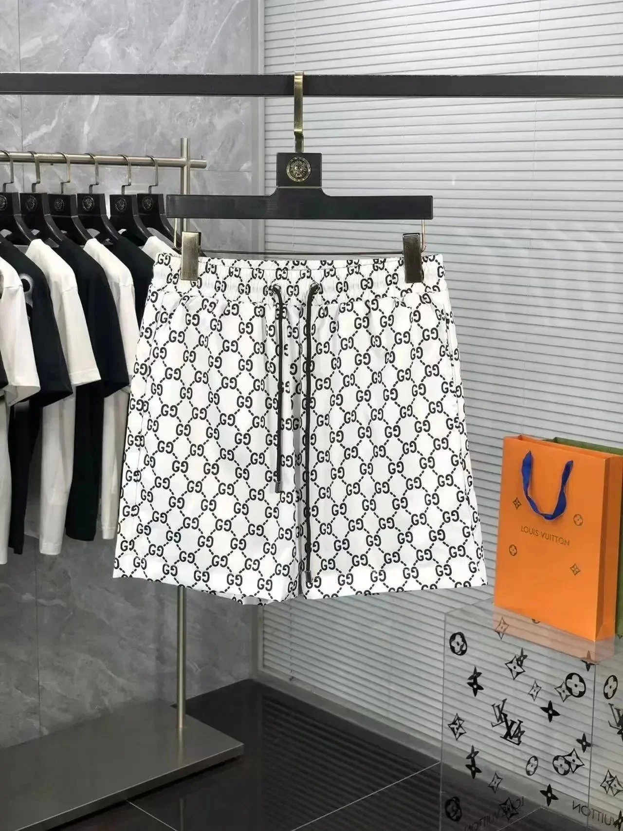 Gucci Black and Whit
