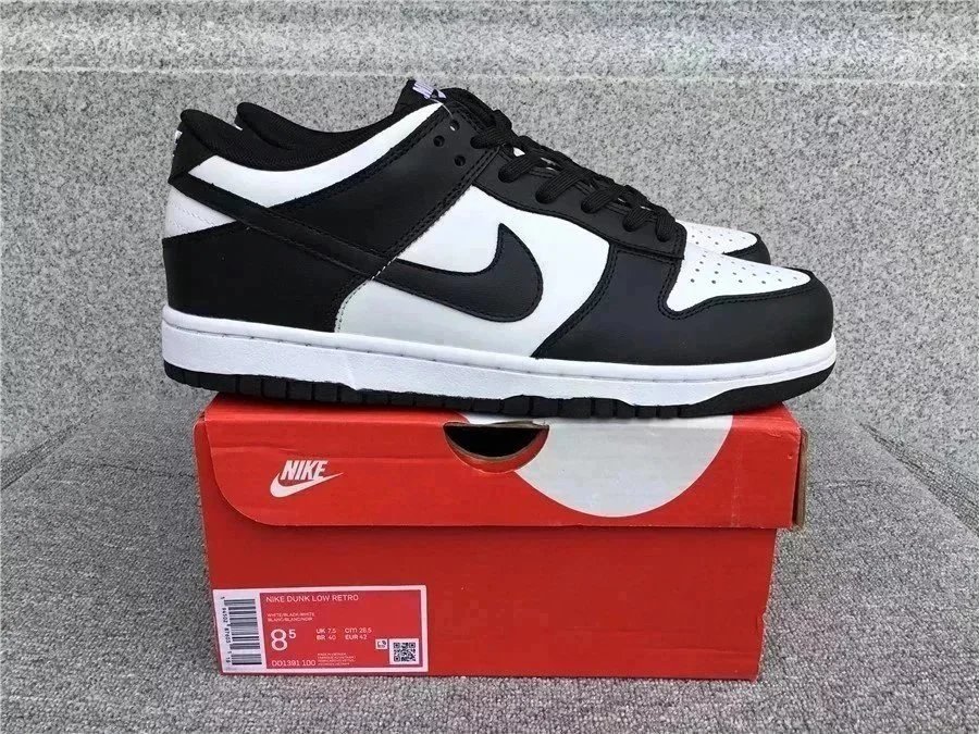 Nike Dunk Low Retro 