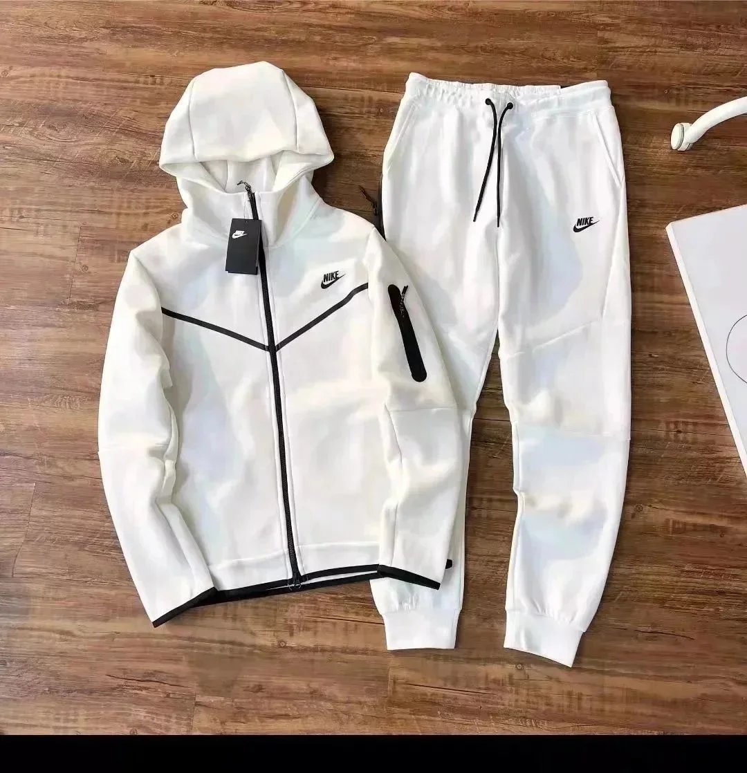 Nike Tech Fleece Whi