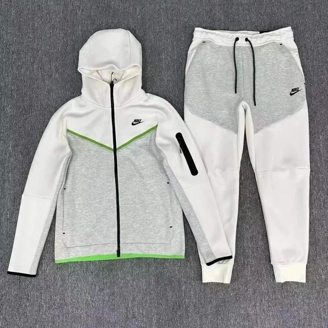 Nike Tech Fleece Whi