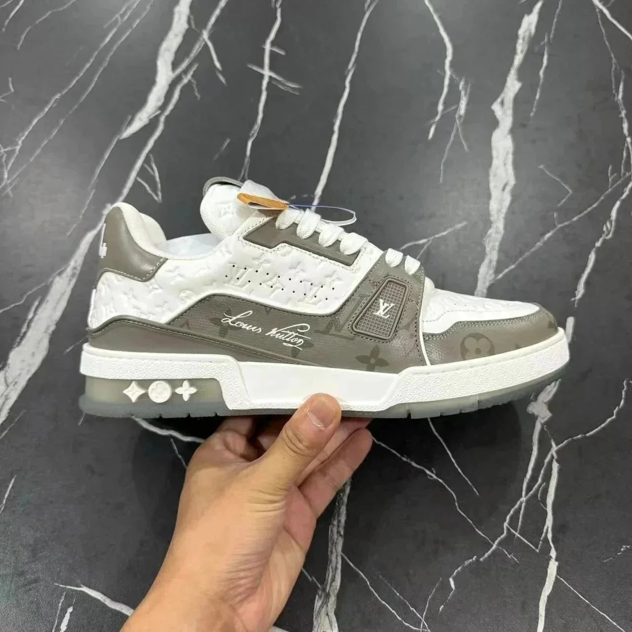 Louis Vuitton Sneake