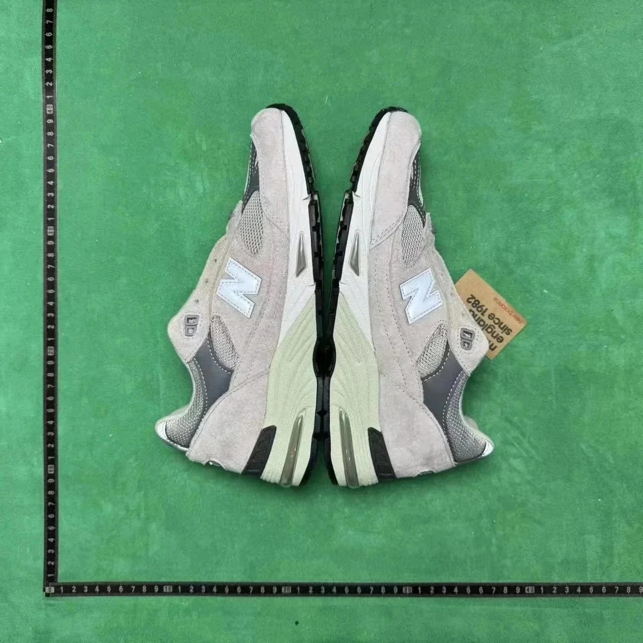 New Balance 990 Grey