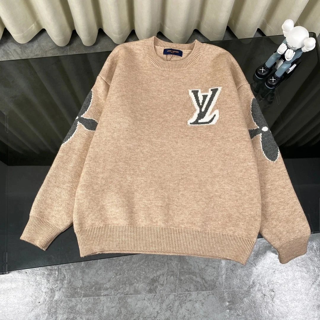 Louis Vuitton Beige 