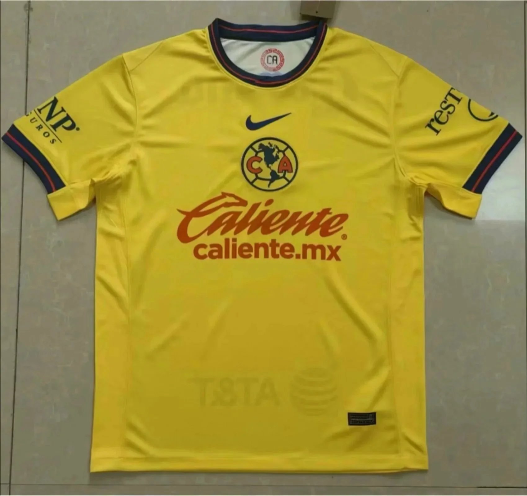 Nike Club América Ye