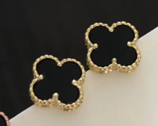 Van Cleef & Arpels B