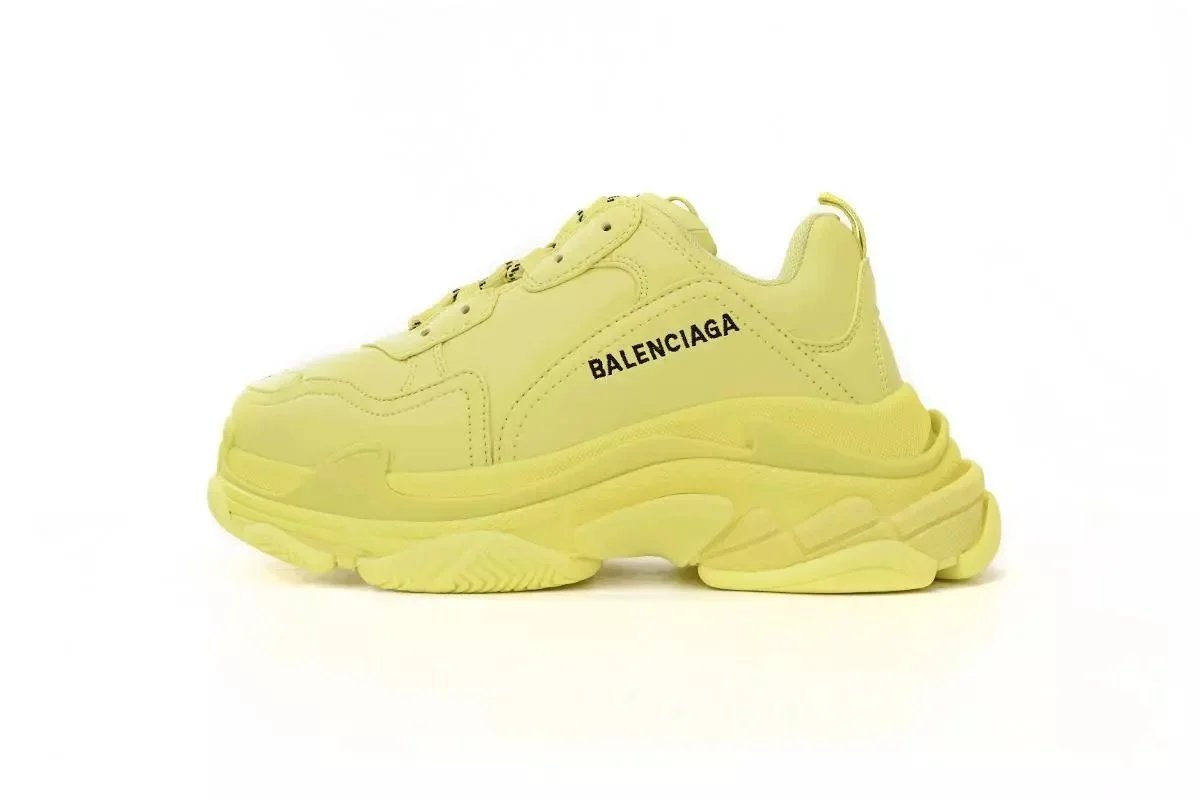 Balenciaga Triple S 