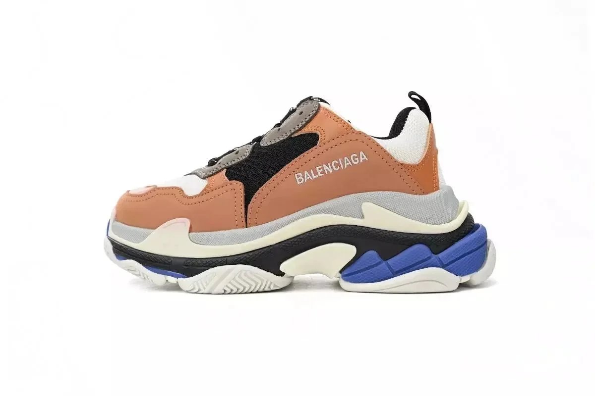 Balenciaga Triple S 