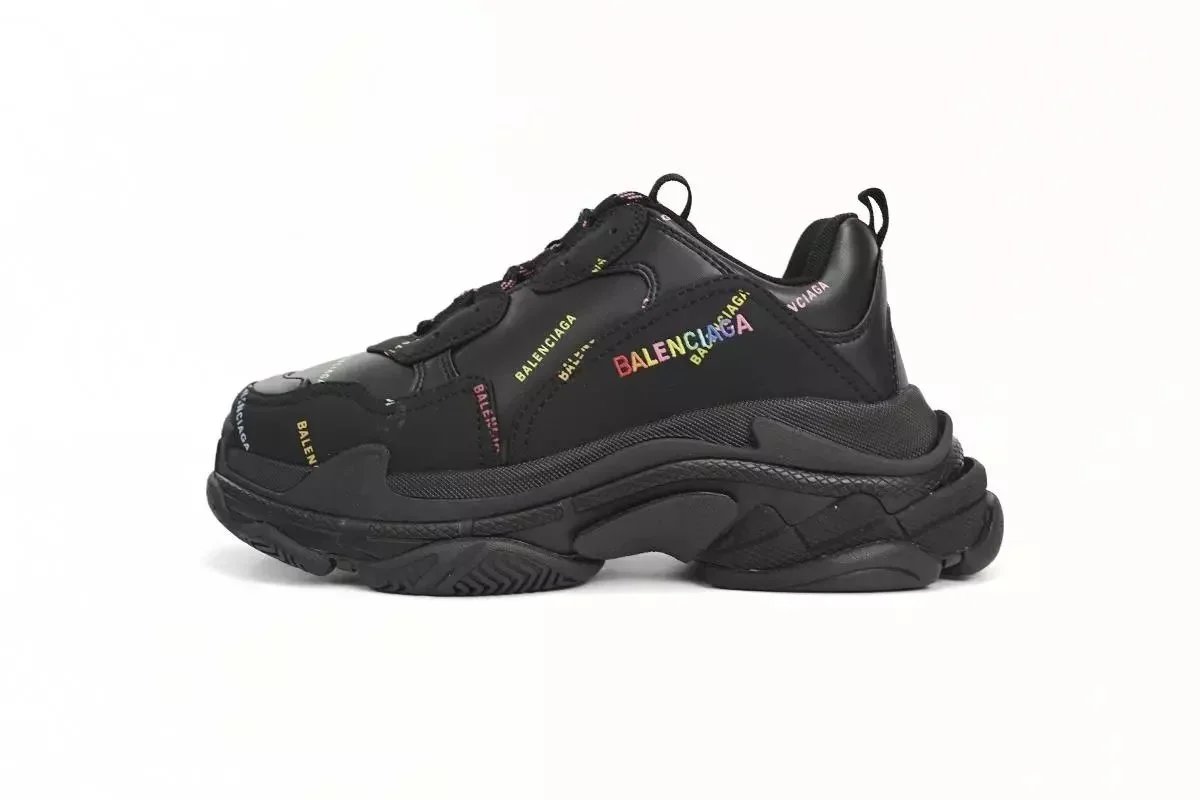 Balenciaga Triple S 