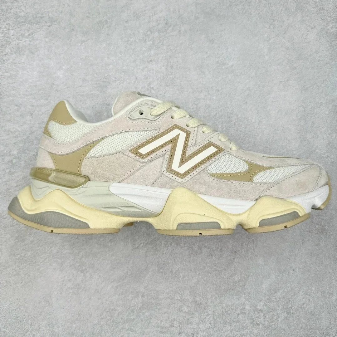 New Balance 2002R Be