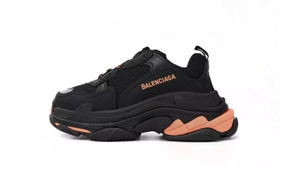 Balenciaga Triple S 