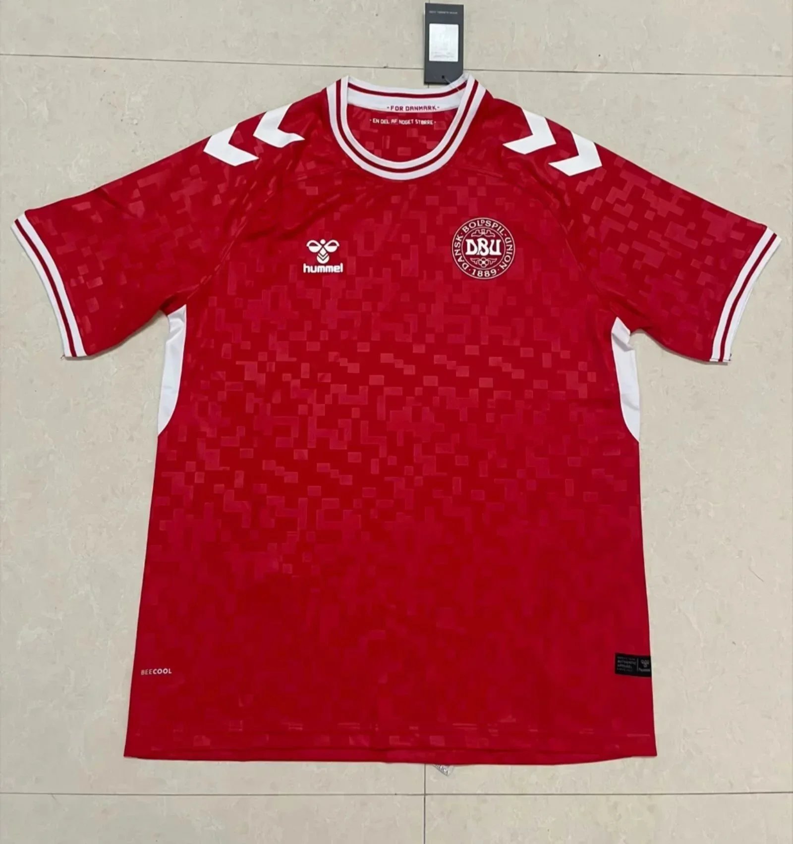Hummel Denmark Red J