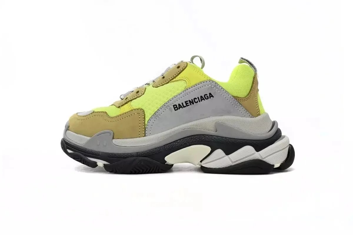 Balenciaga Triple S 