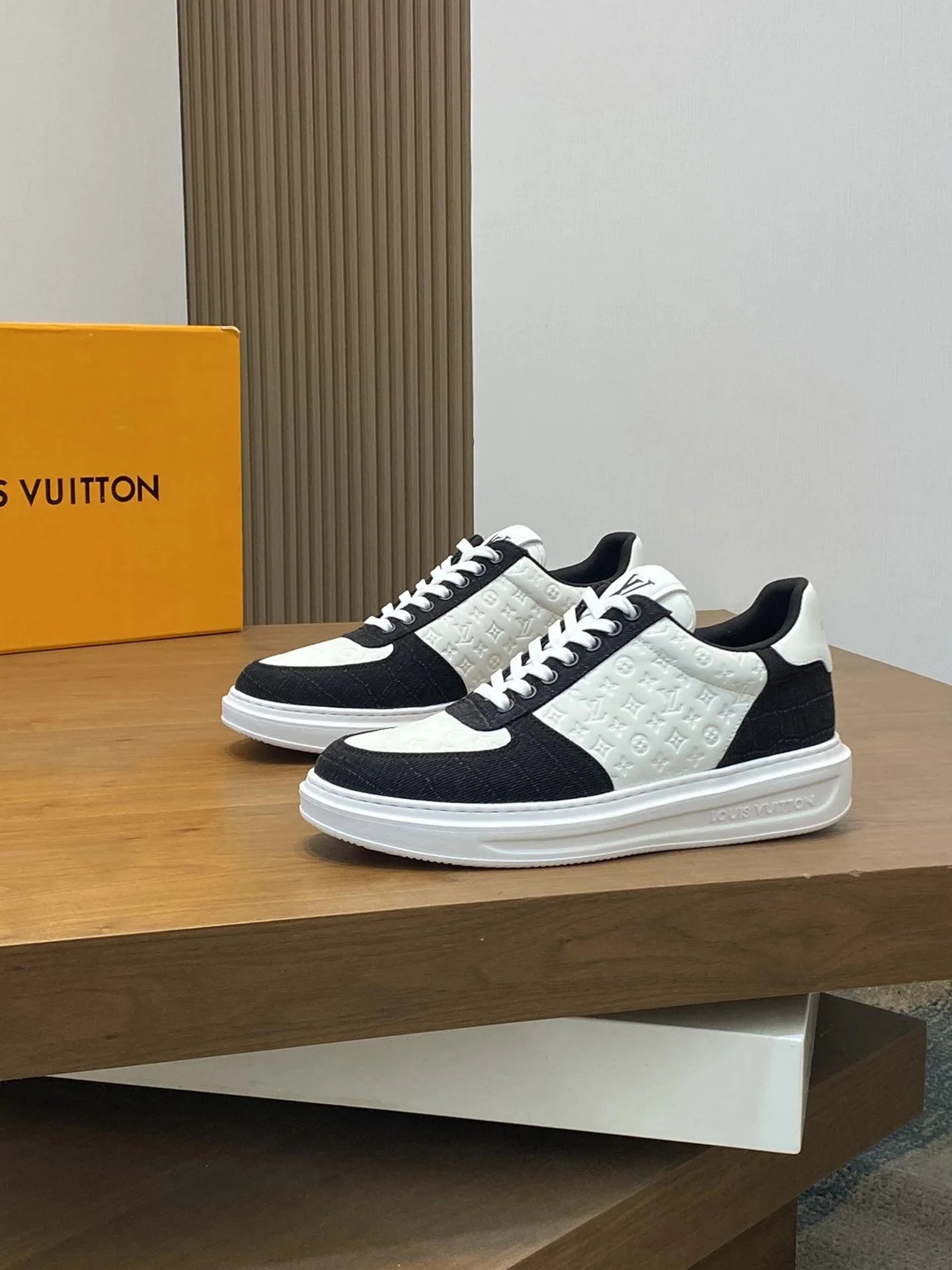 Louis Vuitton Monogr