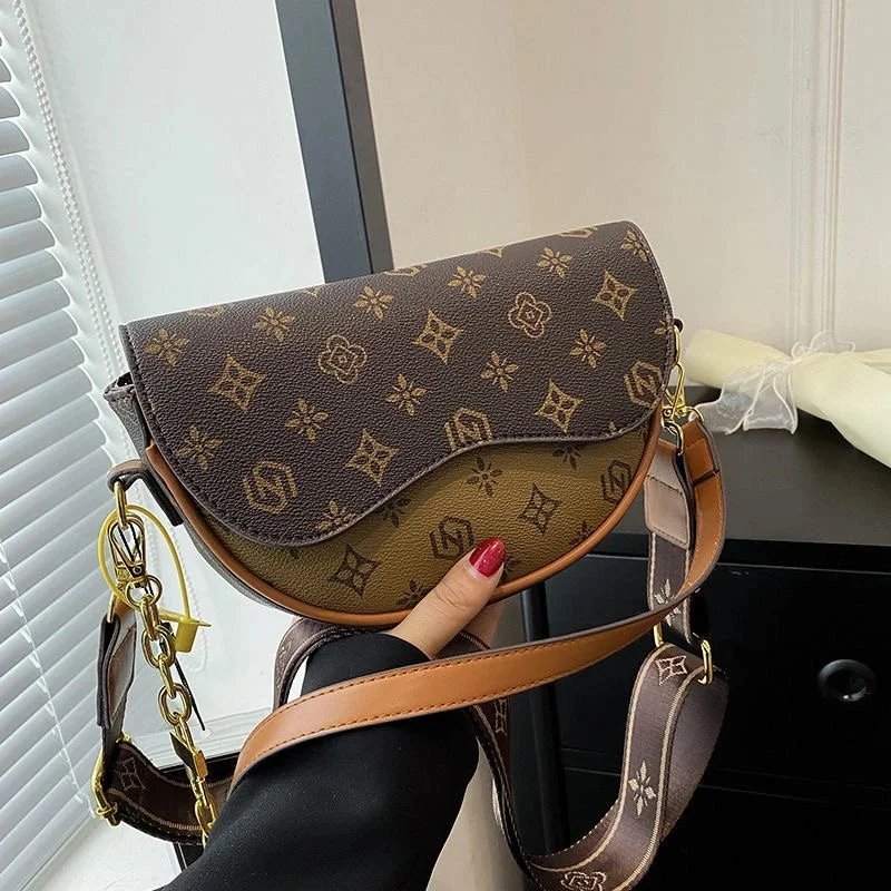 Louis Vuitton Brown 