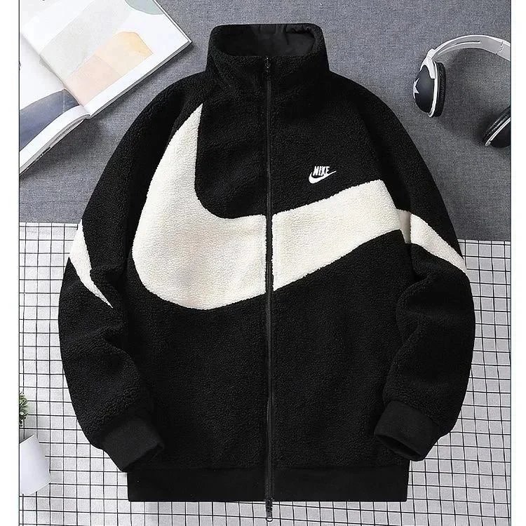 Nike Oversized Black