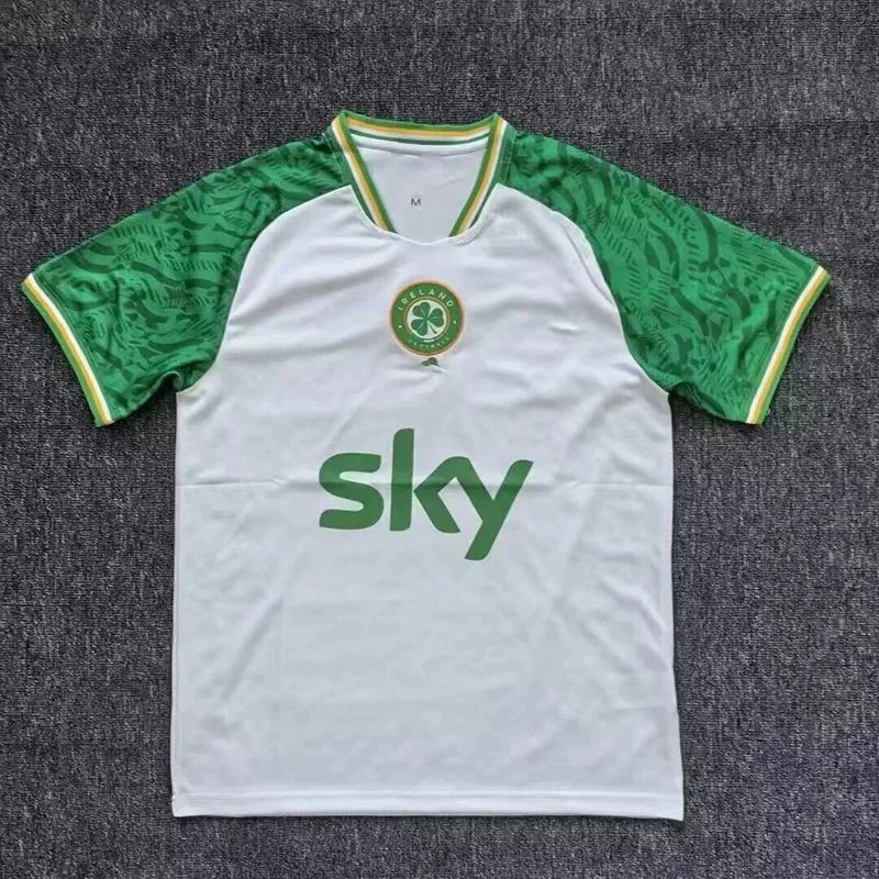 Iceland Away White J