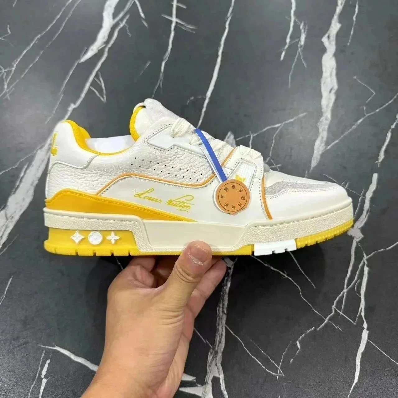 Louis Vuitton White/