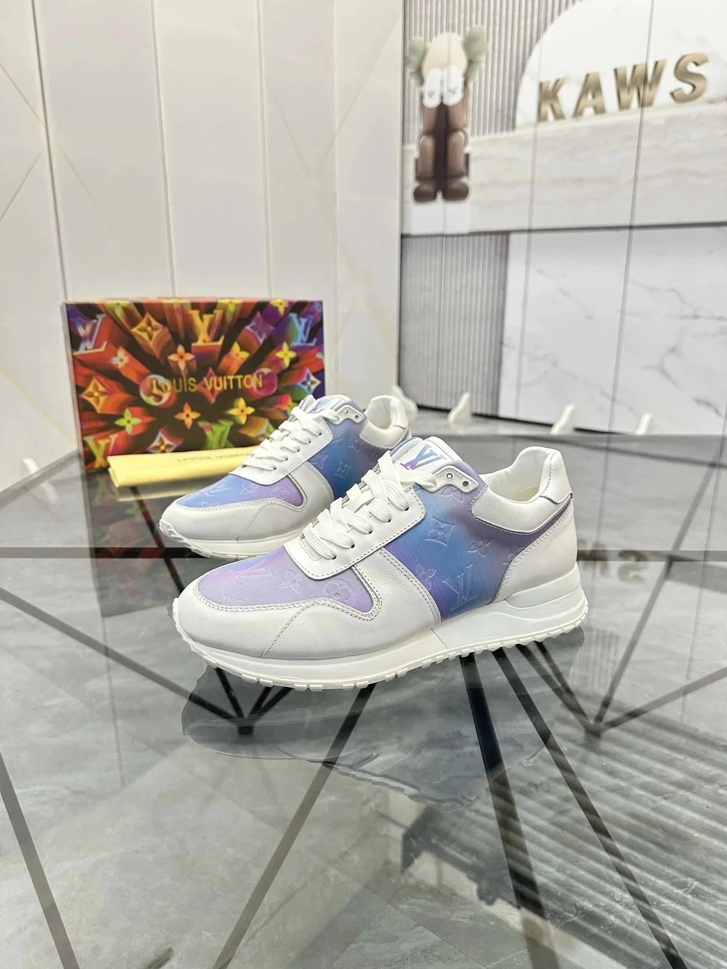 Louis Vuitton Run Aw