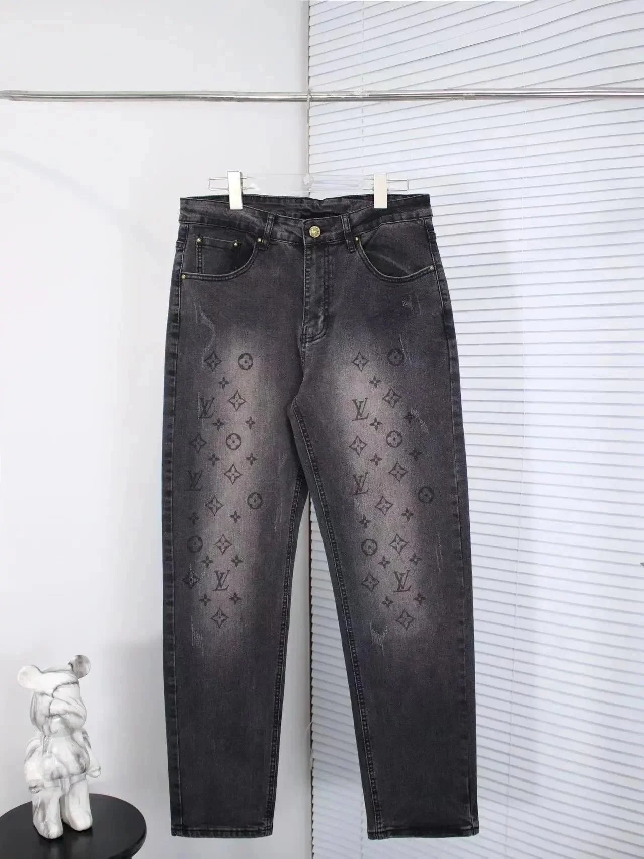Louis Vuitton Black 