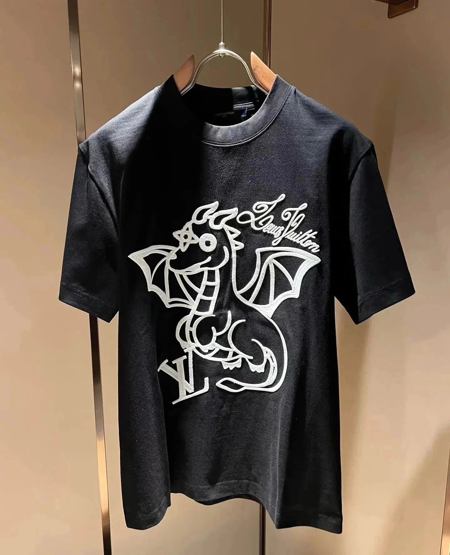 Louis Vuitton Dragon