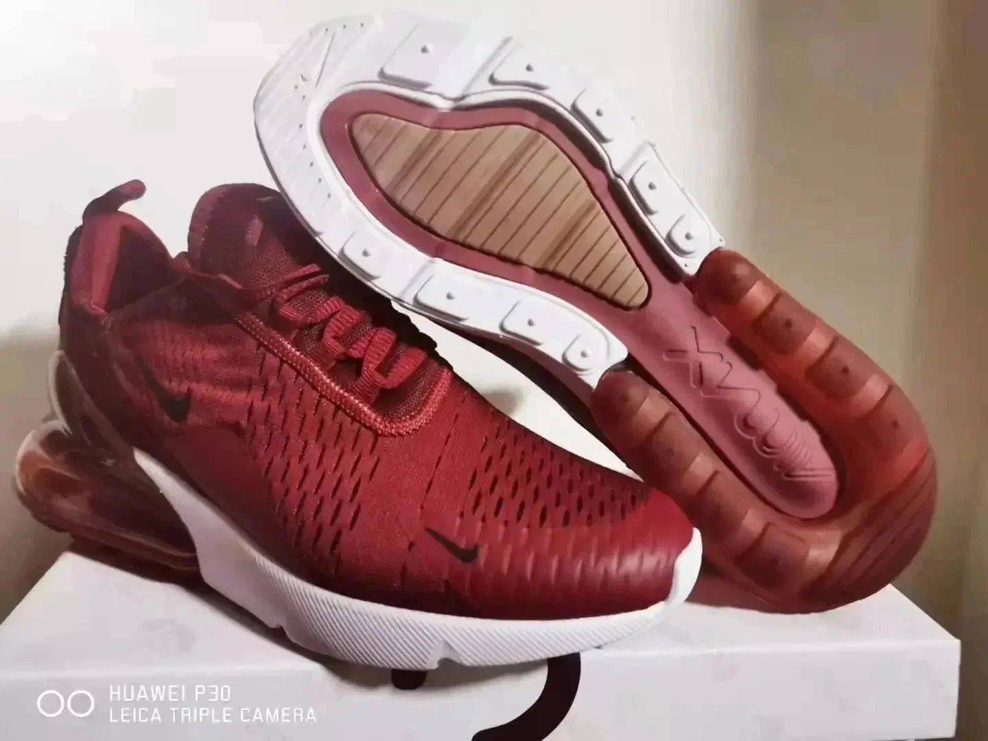 Nike Air Max 270 Red