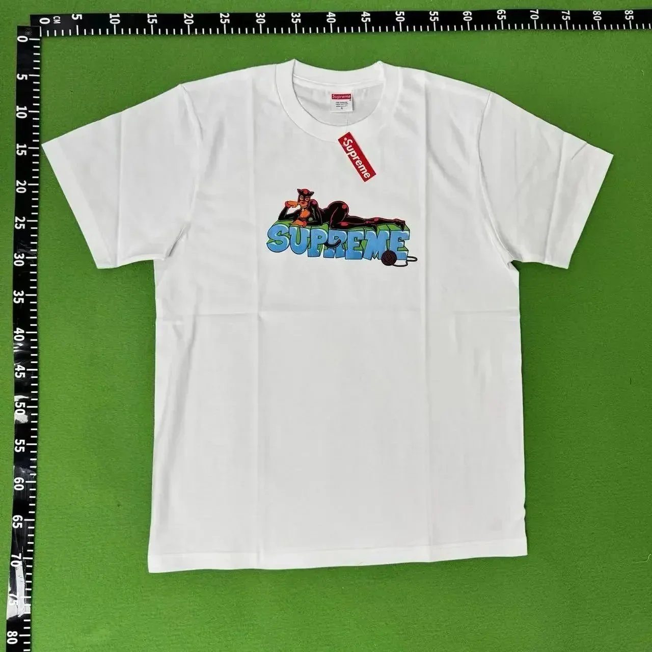 Supreme White T-Shir