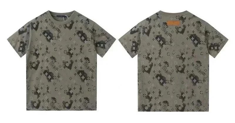 Louis Vuitton Grey T
