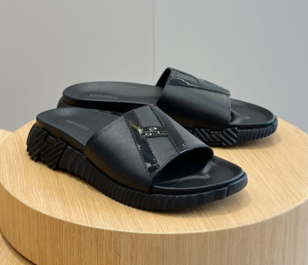 Hermès Black Slides