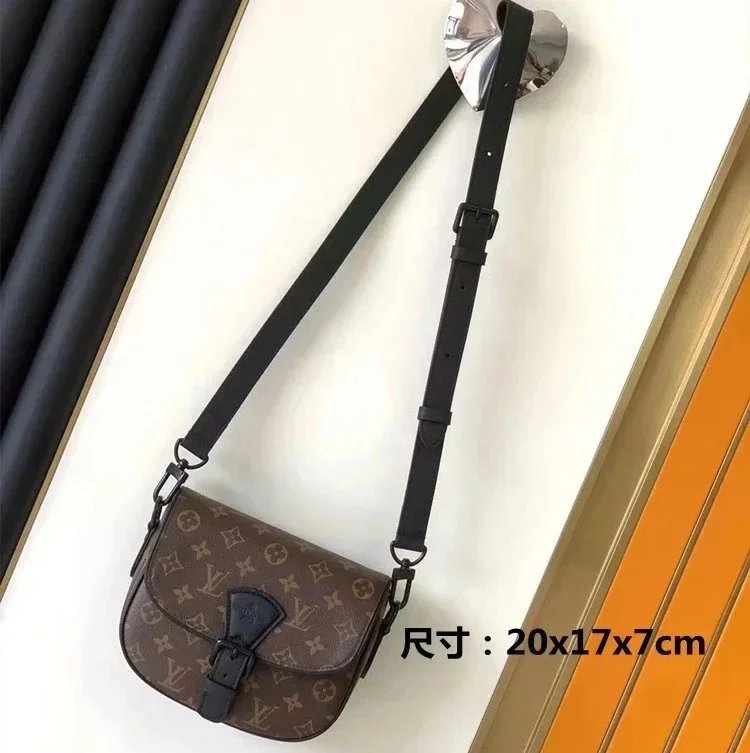 Louis Vuitton Brown 