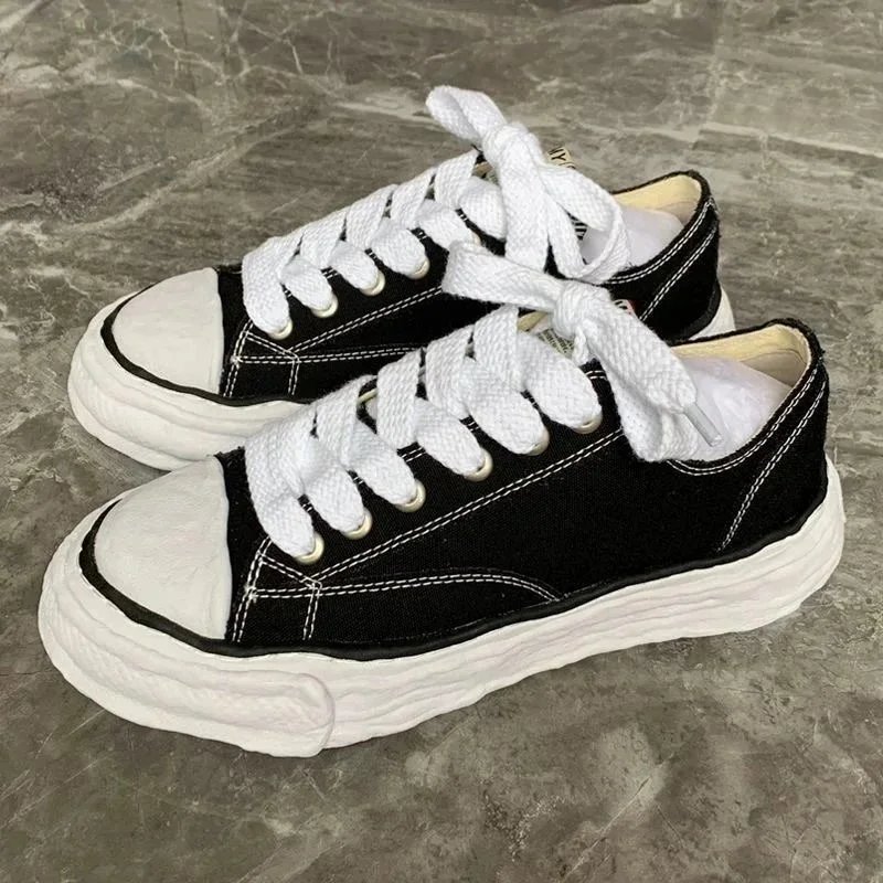 OSSIE BLACK Sneakers
