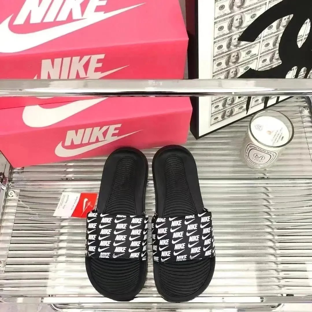 Nike Victori One Bla