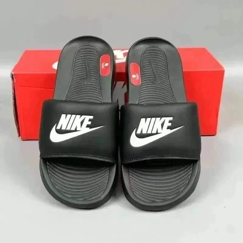 Nike Victoriare Blac