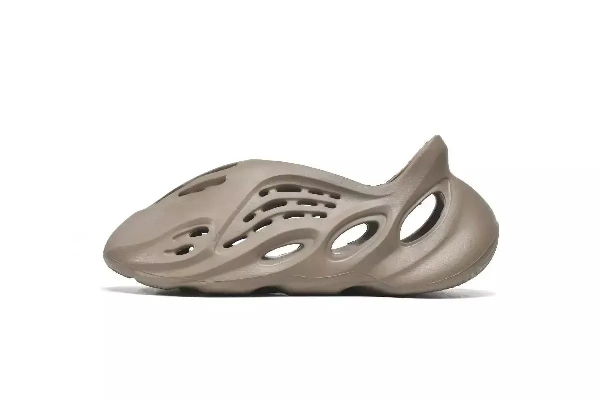 Adidas Yeezy Foam Runner Brown Sneakers