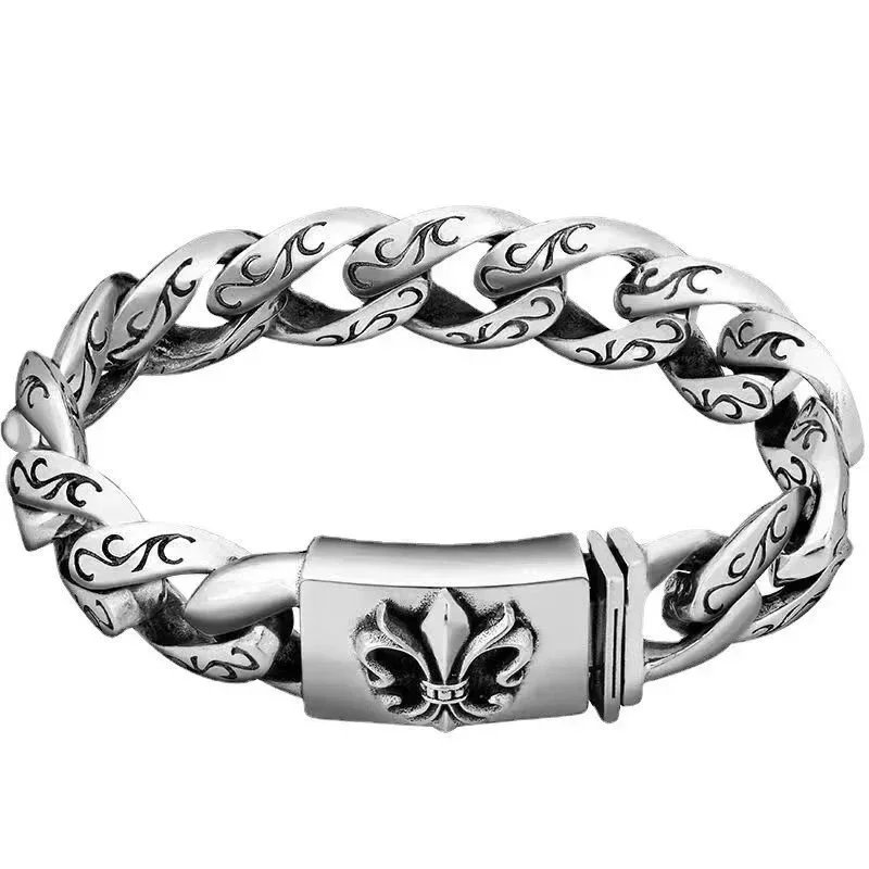 Fleur de Lis Silver 