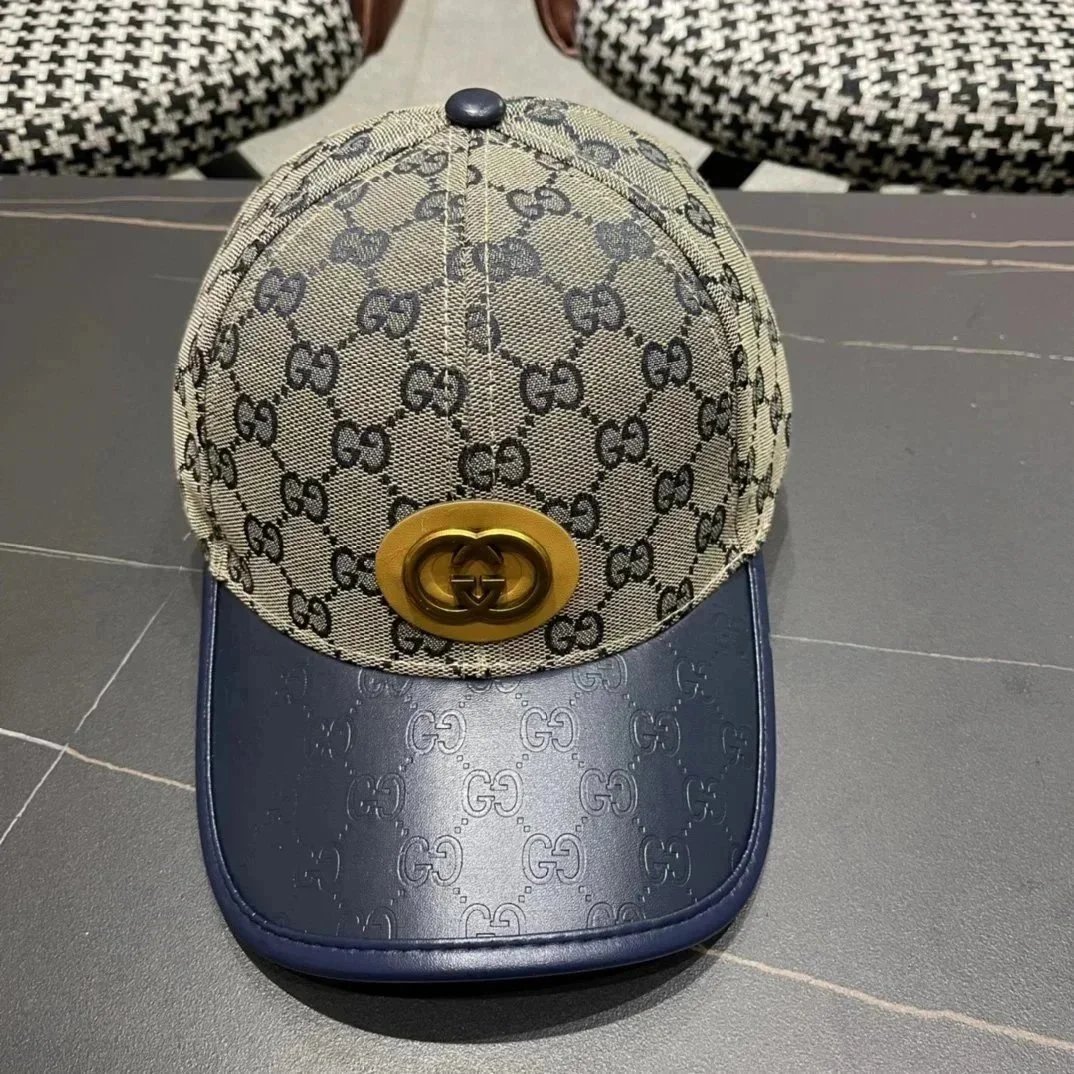 Gucci Beige and Navy