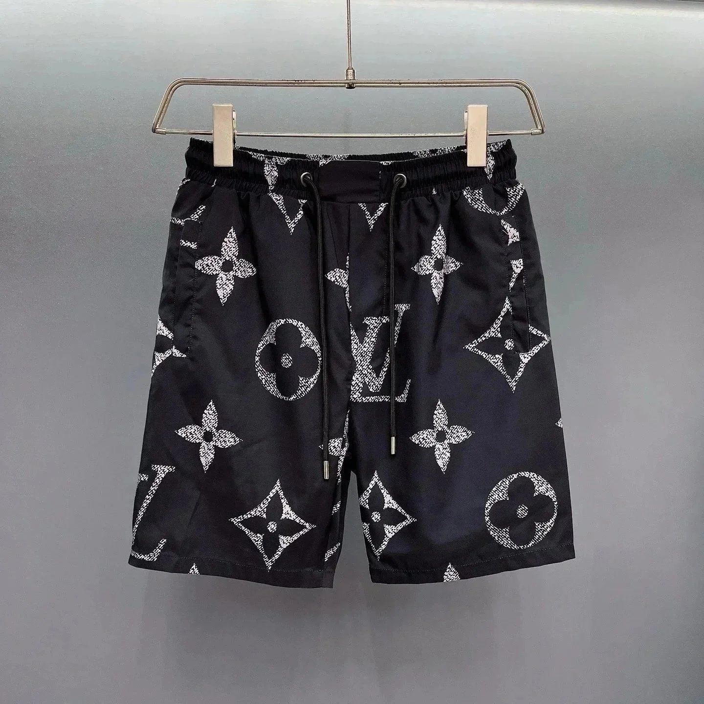 Louis Vuitton Black 