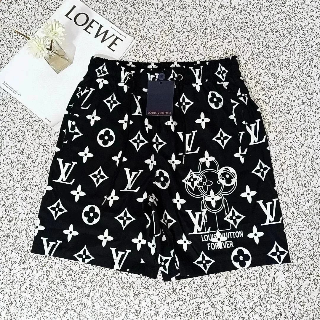 Louis Vuitton Black 