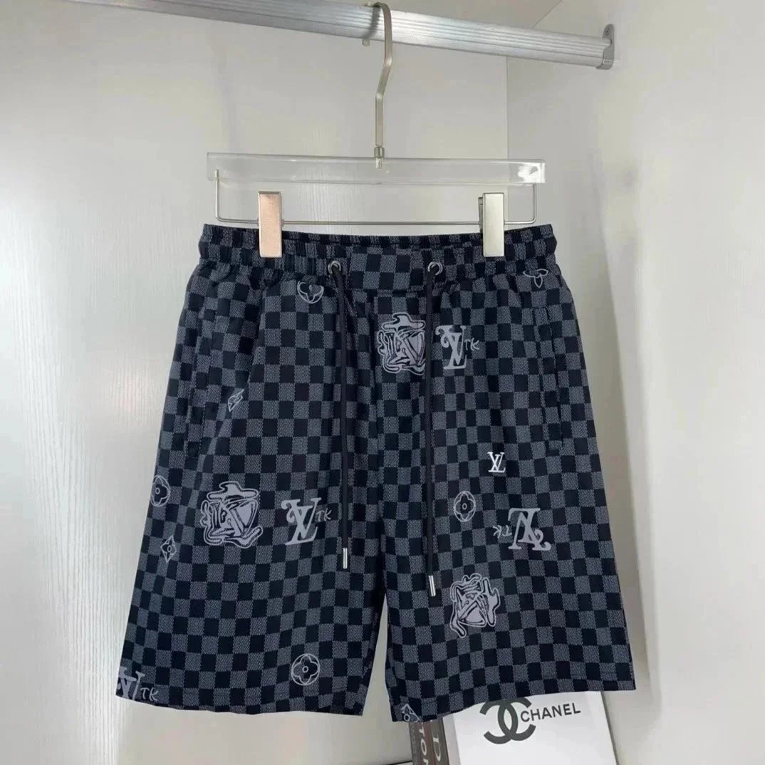 Louis Vuitton Black 