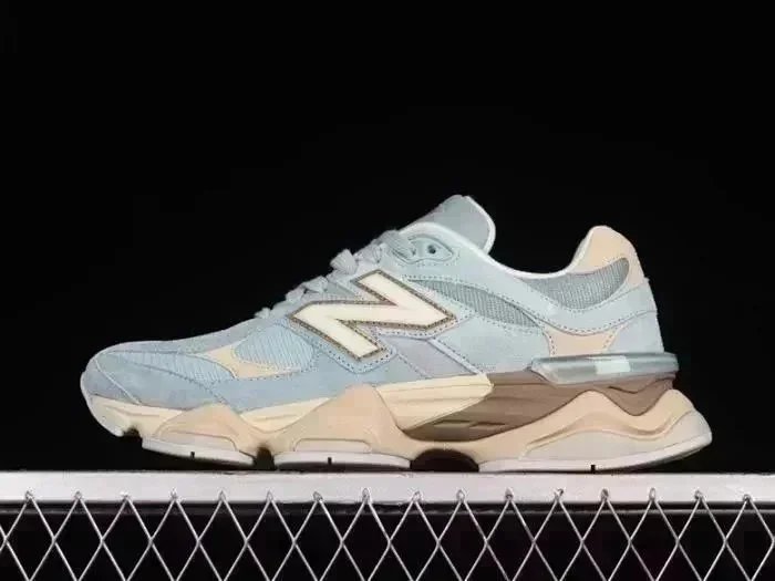 New Balance Sneakers