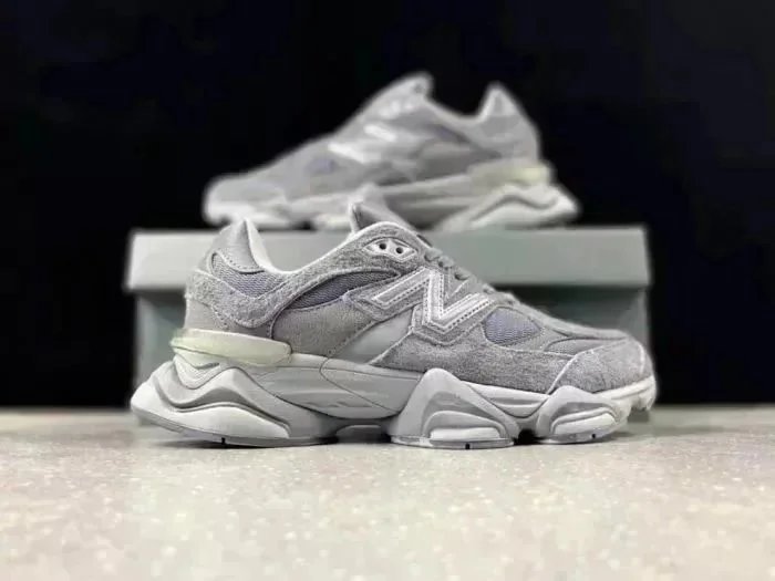 New Balance Sneakers