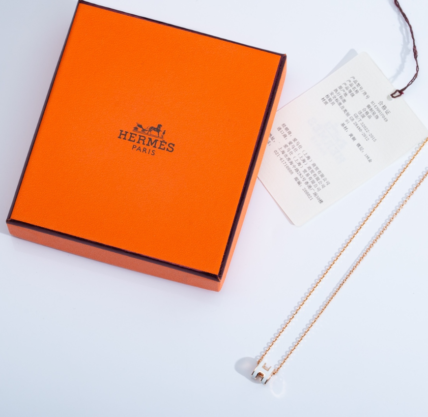 Hermès Rose Gold Nec