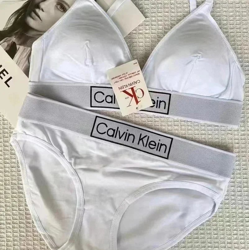 Calvin Klein White U