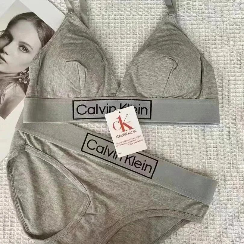Calvin Klein Gray Un