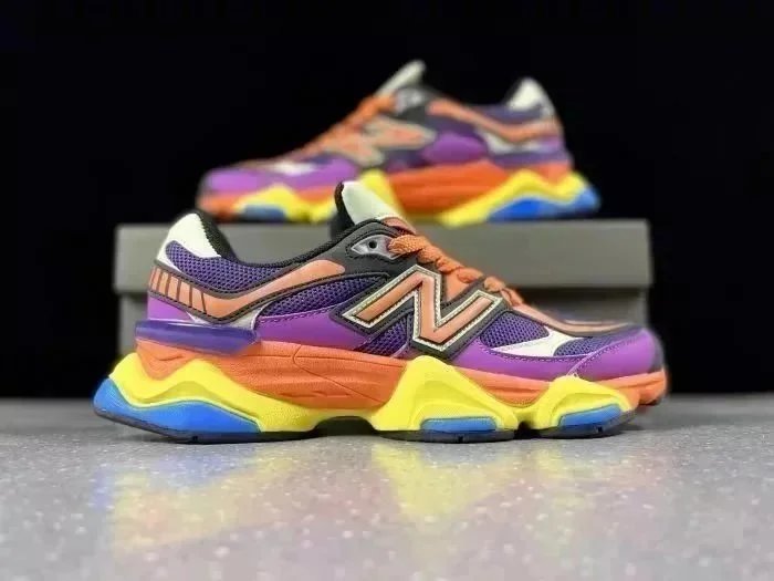 New Balance 2002R Pu