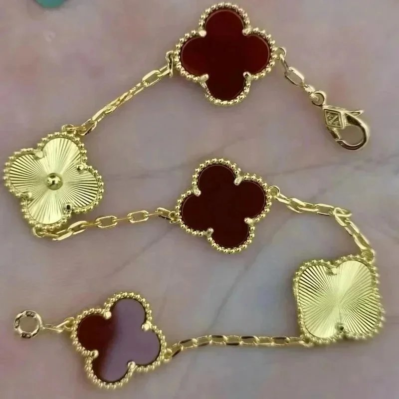 Van Cleef & Arpels R