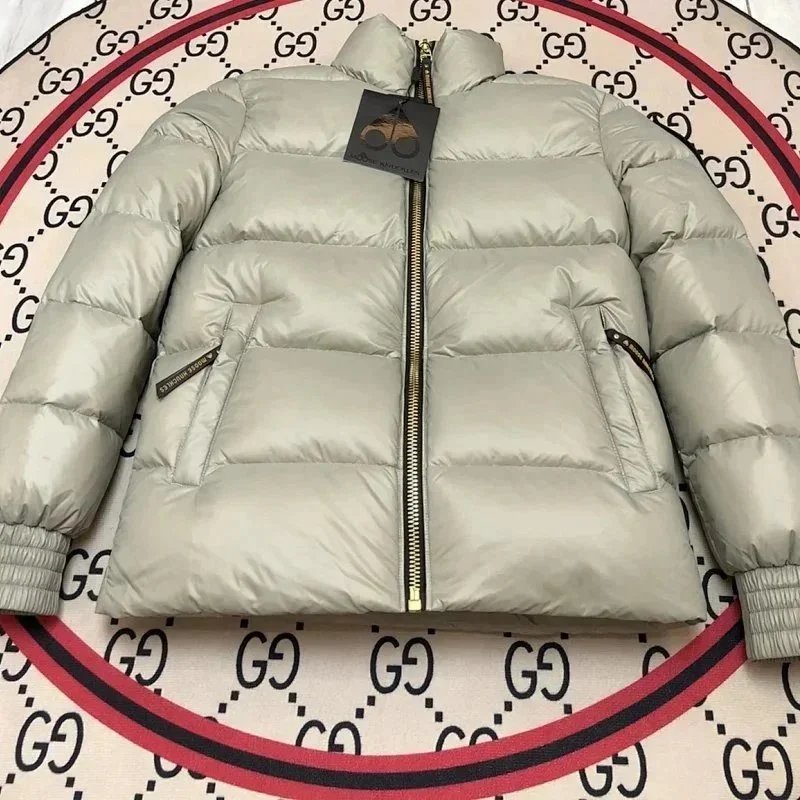 Moose Knuckles Light