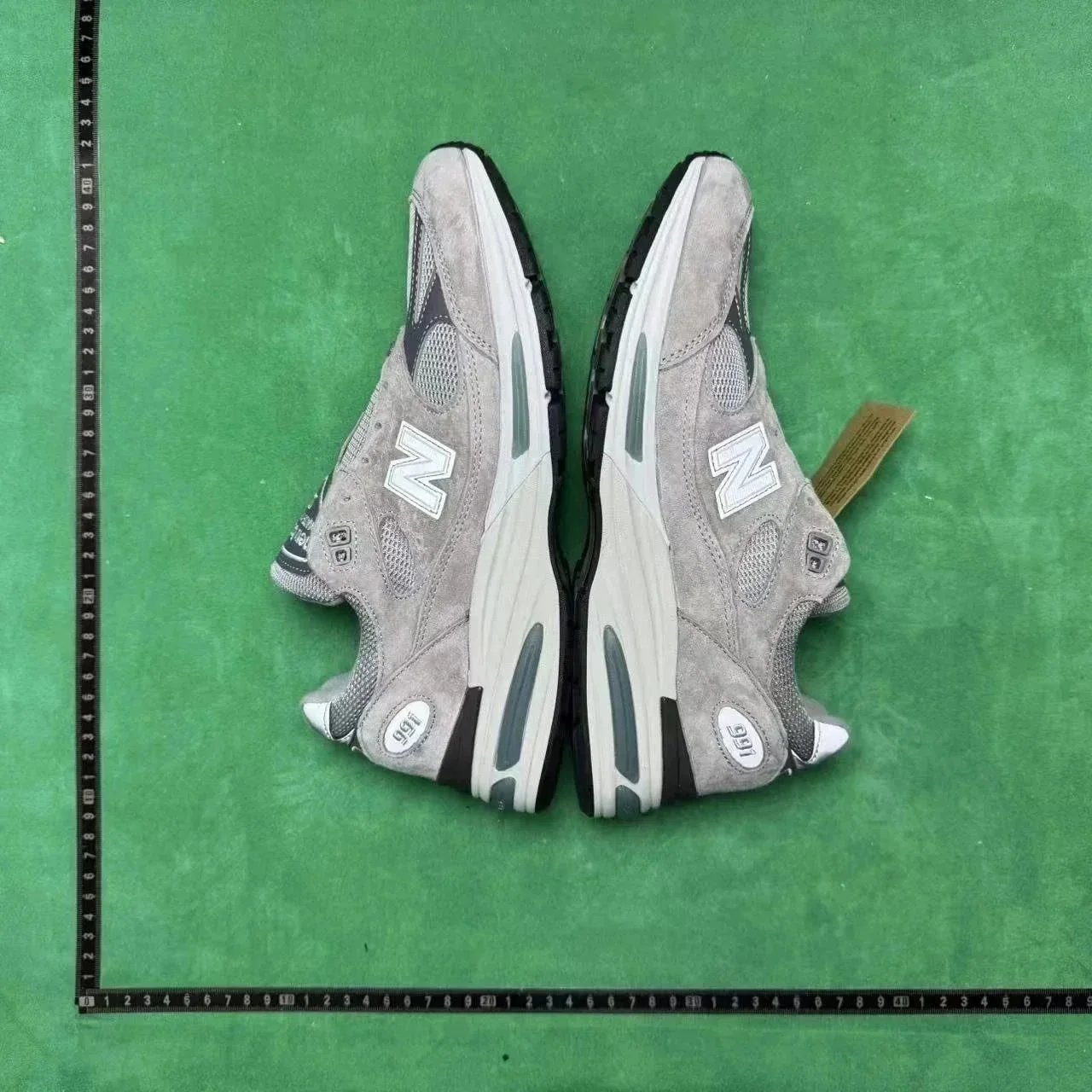 New Balance 991 Grey