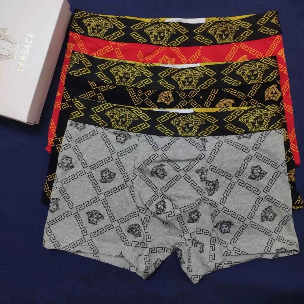 Versace Black Red Gr